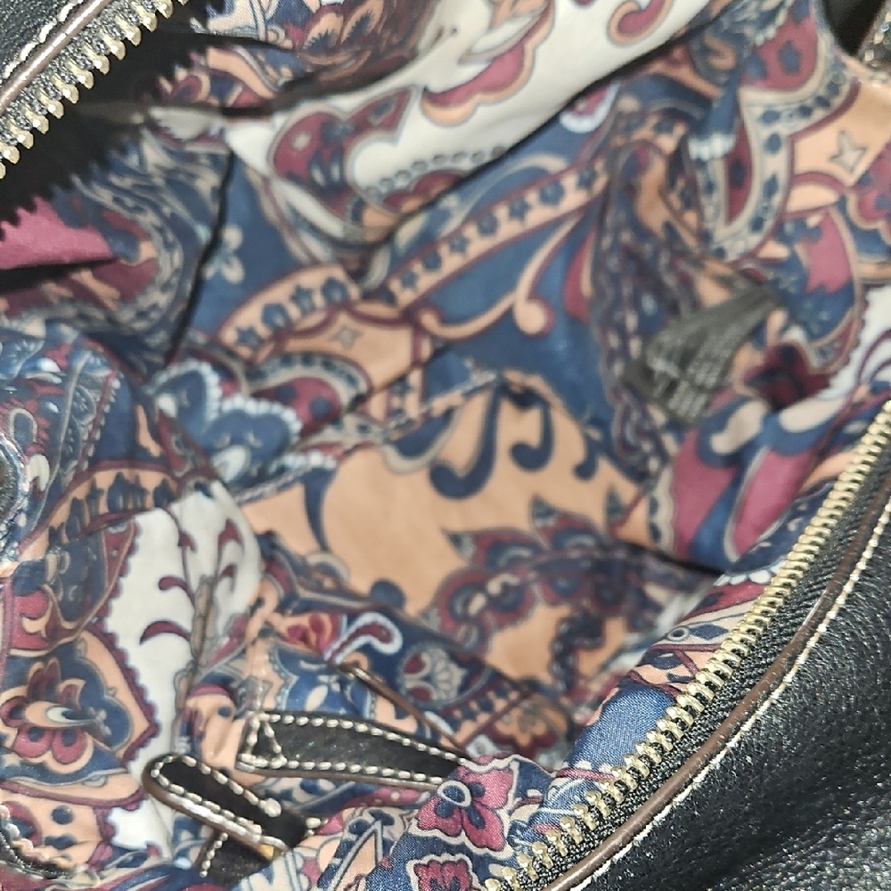 b. makowsky Black Leather Shoulder Bag, Heavy Silver Hardware&White Stitching - Picture 11 of 16